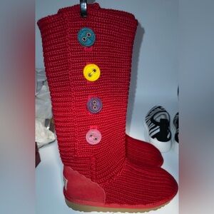 UGG Cardy Knit Boots Red Colorful Buttons Youth 5 (Equivalent to Women’s Size 7)
